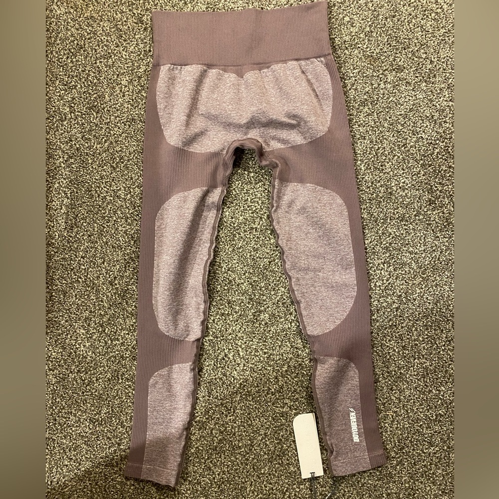 DoYouEven Impact Seamless Leggings Mauve/Purpleish Color. NWT
